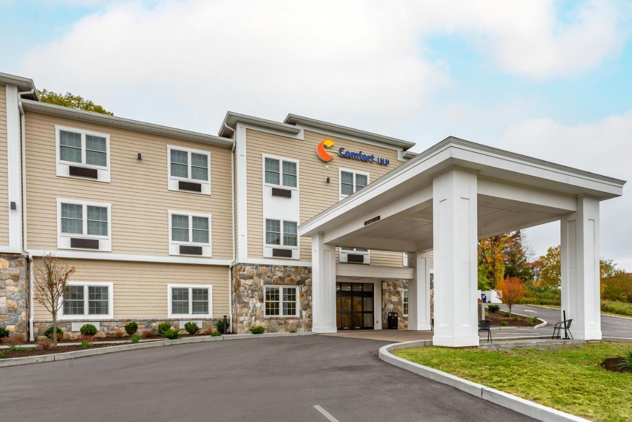 Comfort Inn Brewster Exterior photo